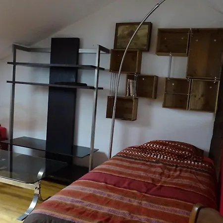 Chez Madame Cigogne Feriehus *